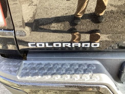 Used 2023 Chevrolet Colorado ZR2 w/ ZR2 Convenience Package III image 11