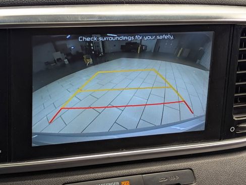 Used 2020 Kia Sportage SX image 34