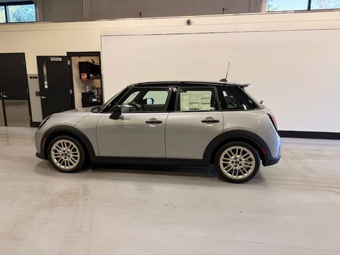 New 2025 MINI Cooper S image 2