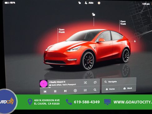 Used 2023 Tesla Model Y Performance AWD/4WD image 21