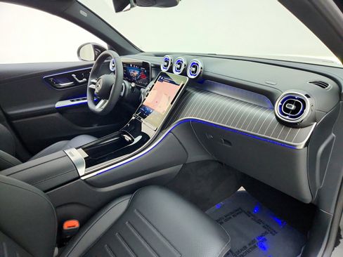 New 2026 Mercedes-Benz GLC 300 4MATIC image 19