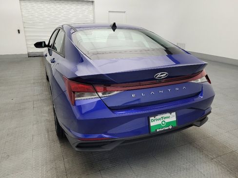 Used 2023 Hyundai Elantra SEL w/ Convenience Package FWD image 6