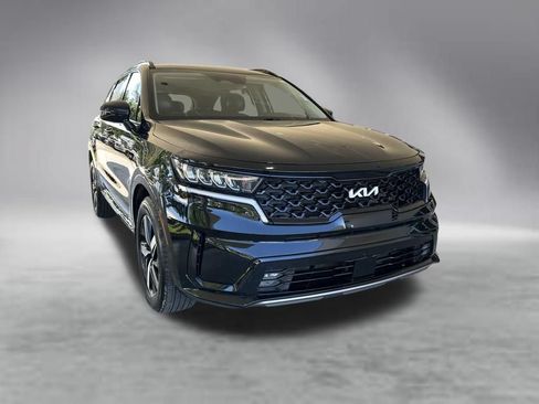 Used 2022 Kia Sorento EX FWD image 2