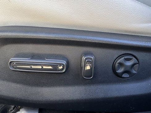 Used 2020 Honda Accord Touring image 28