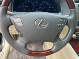 Used 2010 Lexus LS 460 AWD w/ Comfort Pkg image 3