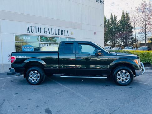 Used 2014 Ford F150 XLT w/ Equipment Group 302A Luxury image 4
