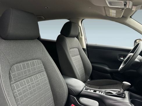 Used 2025 Honda HR-V LX image 30