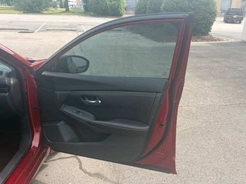 Used 2020 Nissan Sentra SV w/ Electronics Package FWD image 11