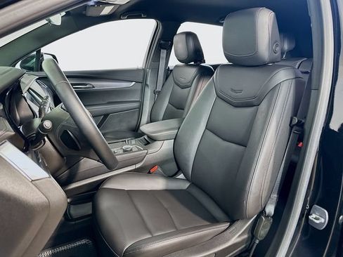 Used 2023 Cadillac XT5 Luxury FWD image 27
