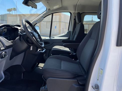 Used 2018 Ford Transit 350 XLT RWD image 11