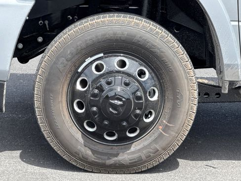 New 2026 RAM 3500 Limited AWD/4WD image 24