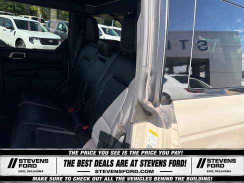 Used 2025 Ford Bronco Outer Banks AWD/4WD image 34