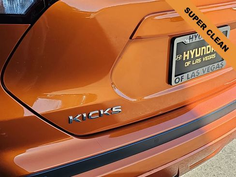 Used 2023 Nissan Kicks SR FWD image 11
