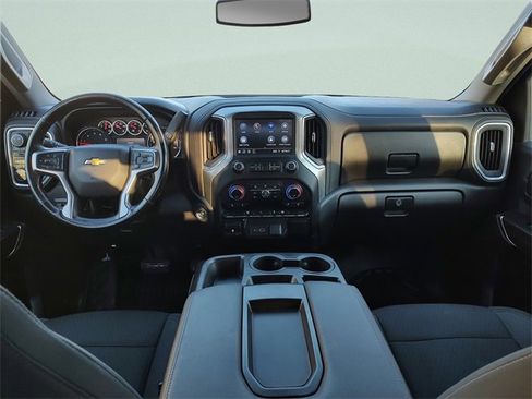 Used 2021 Chevrolet Silverado 2500 LT w/ Convenience Package image 12