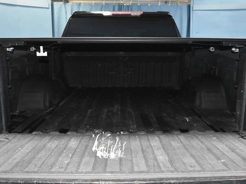 Used 2020 Chevrolet Silverado 1500 LT Trail Boss image 26