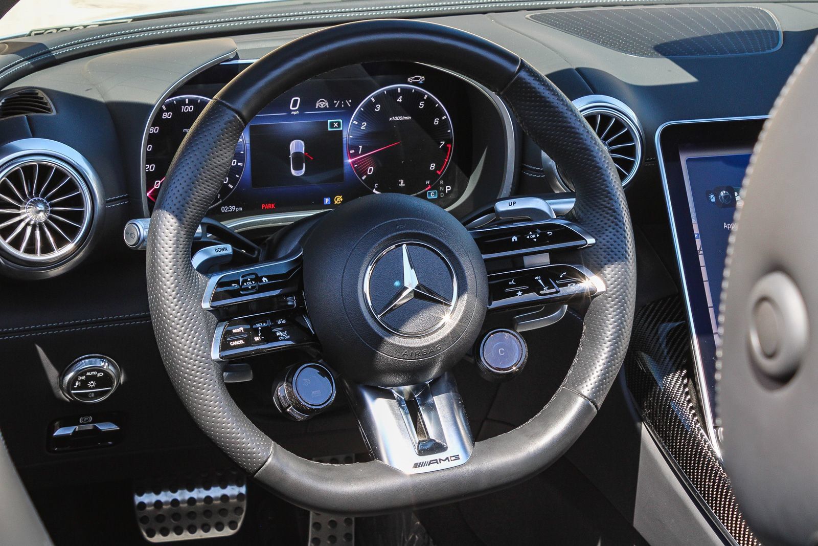 Certified 2022 Mercedes-Benz SL 55 AMG 4MATIC image 17