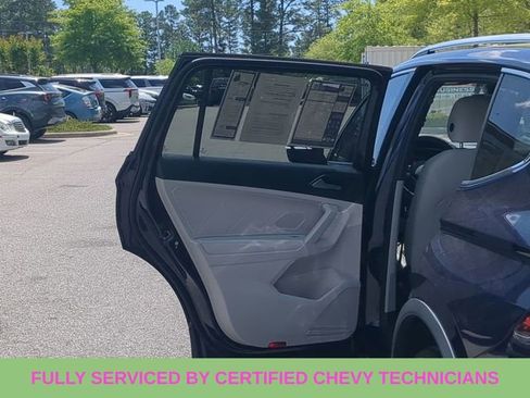 Used 2023 Volkswagen Tiguan SEL R-Line image 36