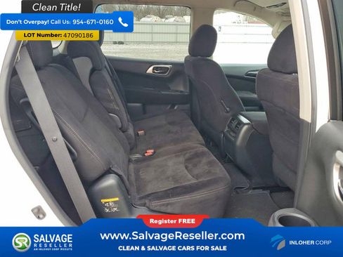 Used 2014 Nissan Pathfinder S image 15