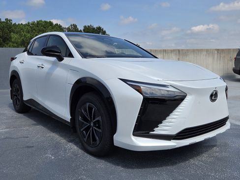 New 2026 Lexus RZ 350e 2WD w/ Convenience Package image 7