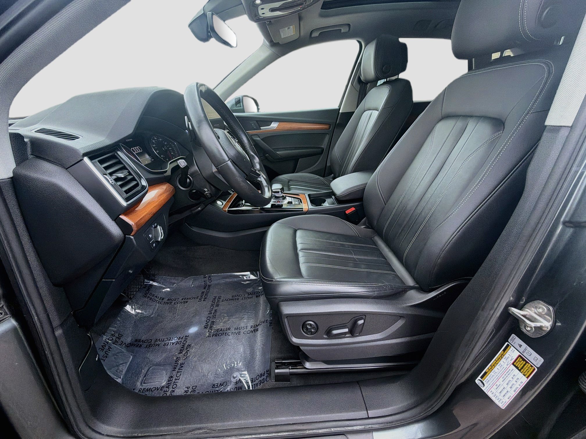Used 2023 Audi Q5 2.0T Premium w/ Convenience Package AWD/4WD image 13