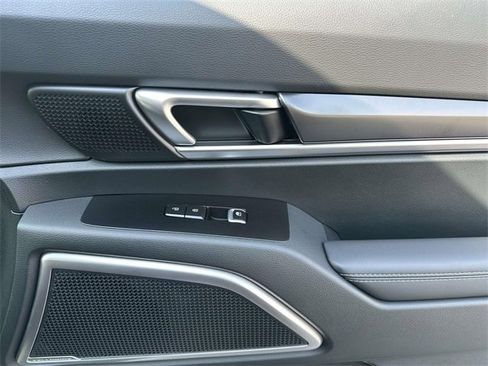 New 2025 Kia Telluride S image 27