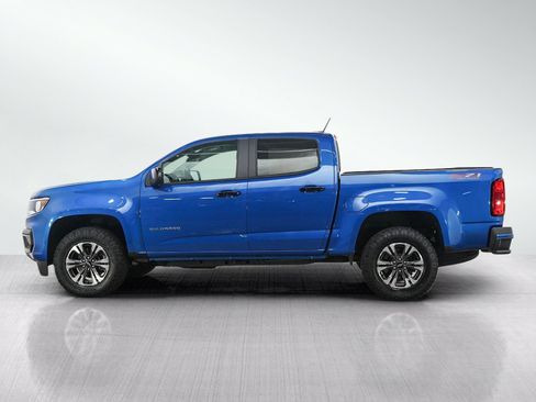 Used 2022 Chevrolet Colorado Z71 AWD/4WD image 2