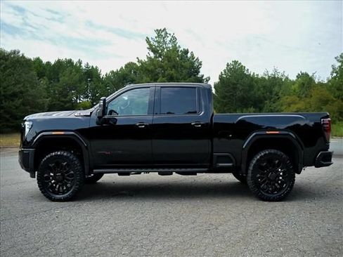 New 2026 GMC Sierra 2500 AT4 w/ AT4 Premium Plus Package AWD/4WD image 11