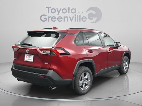 Used 2025 Toyota RAV4 XLE w/ Convenience Package image 14