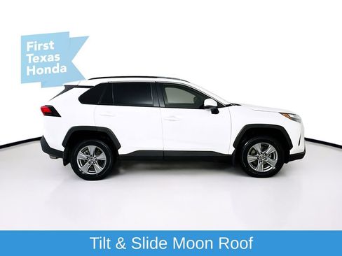 Used 2024 Toyota RAV4 XLE w/ Convenience Package image 8
