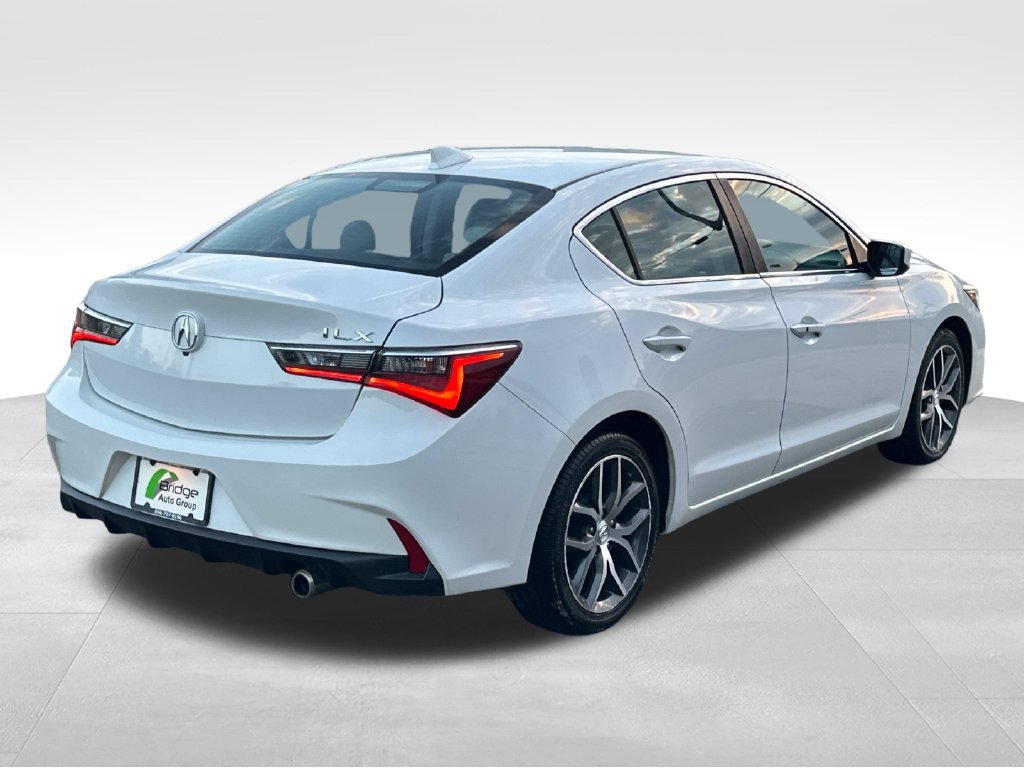 Used 2019 Acura ILX w/ Premium Package FWD image 7