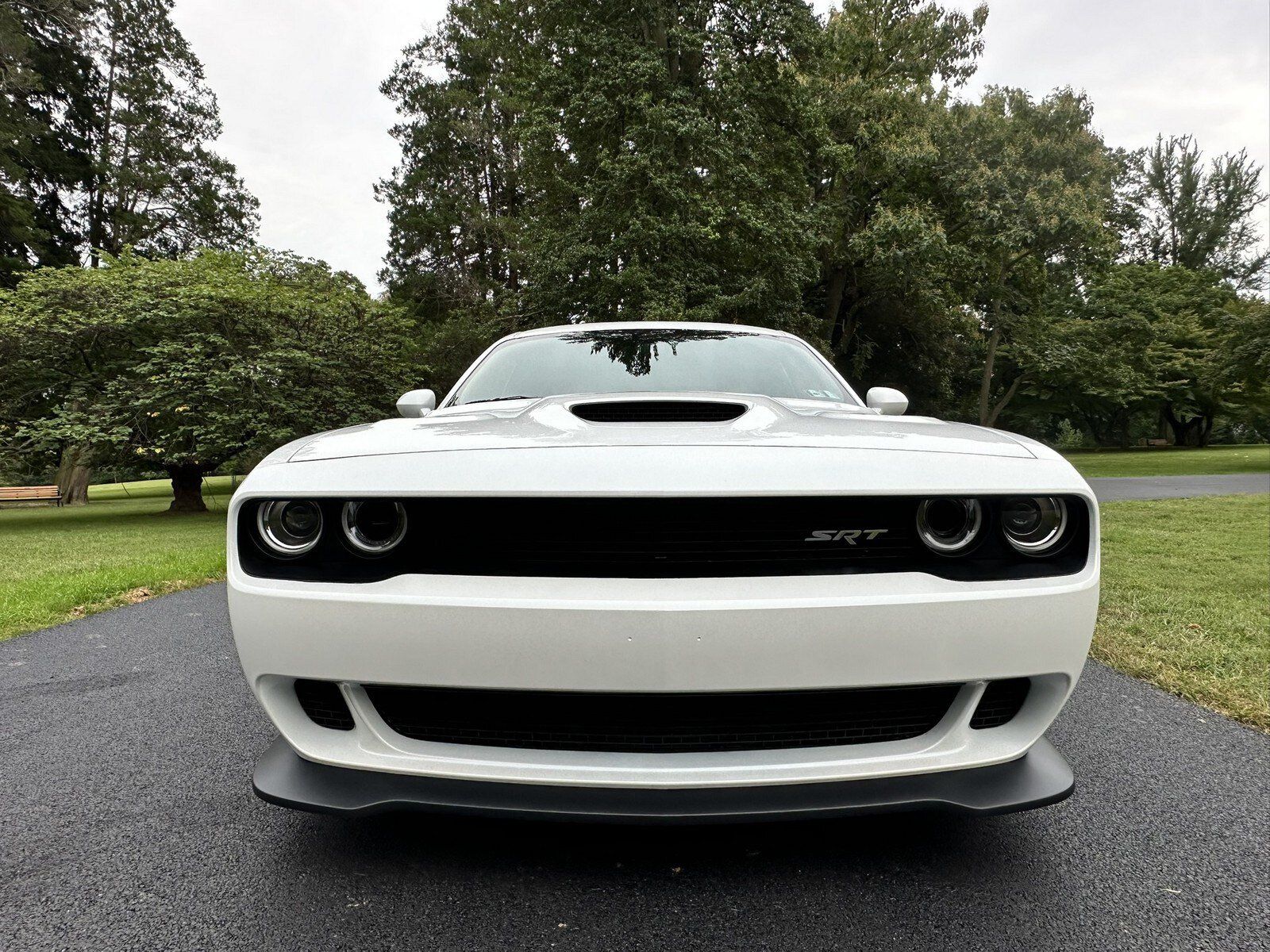 Used 2015 Dodge Challenger SRT Hellcat RWD image 3