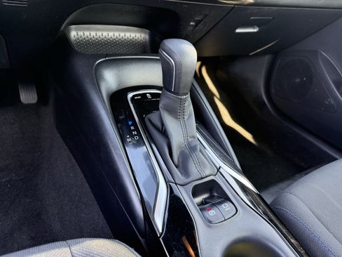 Certified 2022 Toyota Corolla SE w/ SE Premium Package image 18