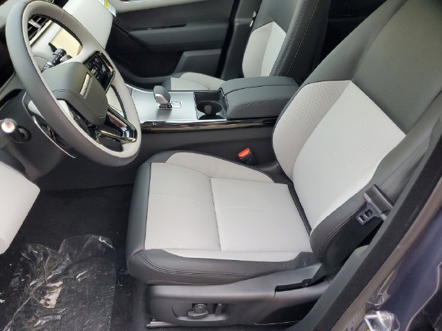New 2026 Land Rover Range Rover Velar S AWD/4WD image 18