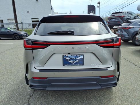 Used 2023 Lexus NX 350 AWD image 5