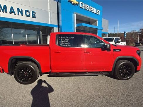 Used 2023 GMC Sierra 1500 Elevation w/ LPO, Elevation Black Package image 3