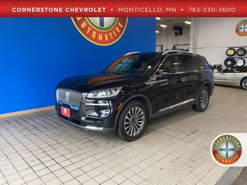 Used 2022 Lincoln Aviator Reserve image 1