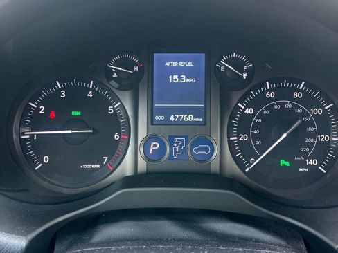 Used 2019 Lexus GX 460 Premium AWD/4WD image 2