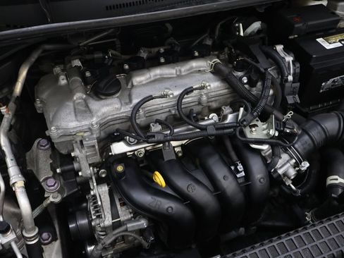 Used 2022 Toyota Corolla LE FWD image 26