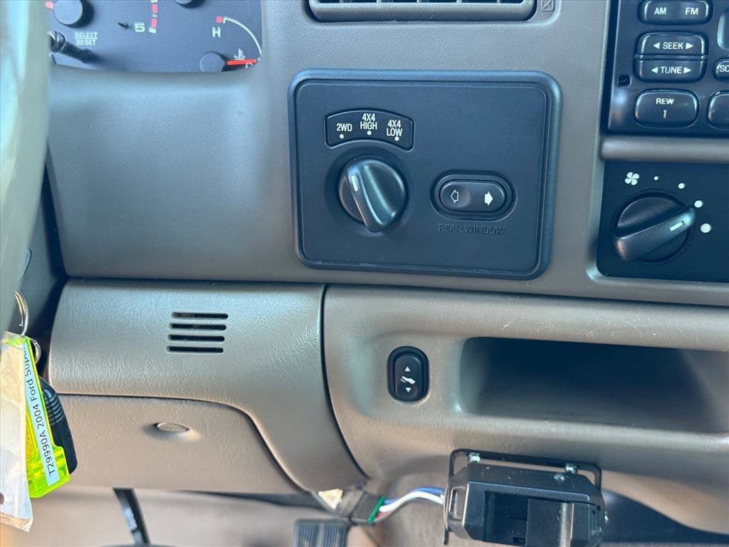 Used 2004 Ford F250 Lariat AWD/4WD image 27