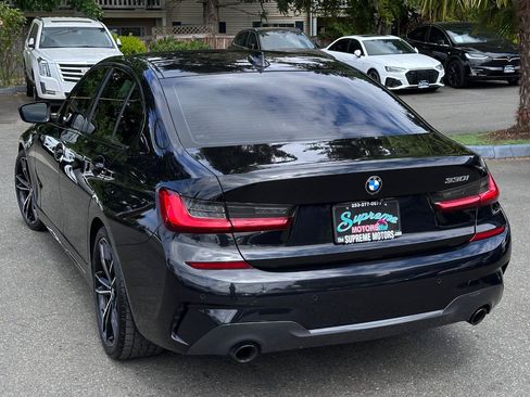 Used 2021 BMW 330i Sedan w/ M Sport Package RWD image 15