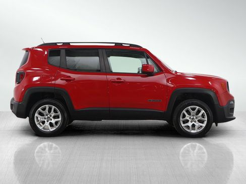 Used 2016 Jeep Renegade Latitude image 7
