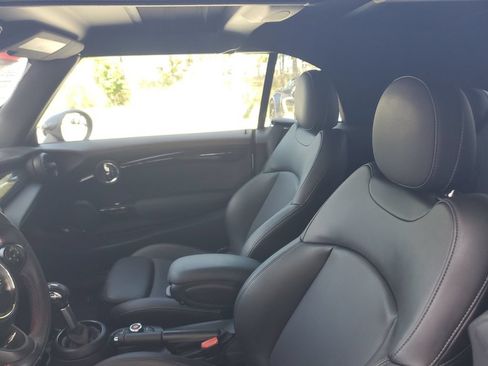 Used 2019 MINI Cooper S FWD image 24