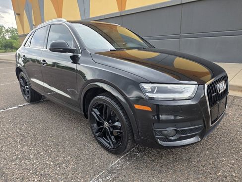 Used 2015 Audi Q3 2.0T Prestige w/ Prestige Package AWD/4WD image 4