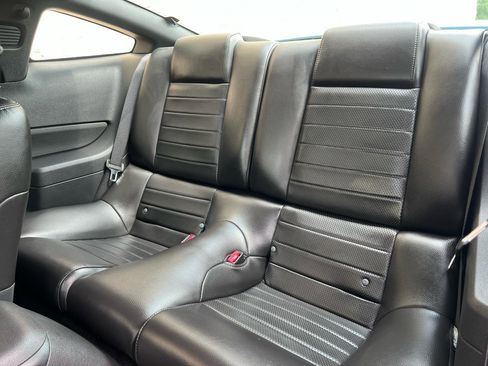 Used 2005 Ford Mustang GT Premium RWD image 23