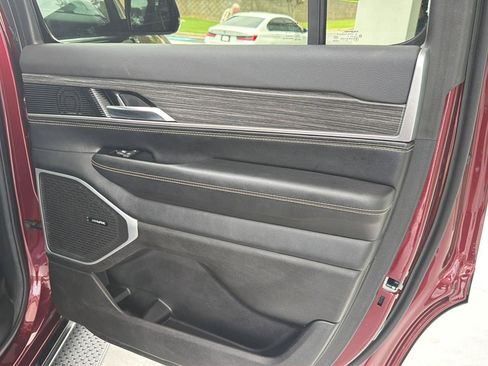 Used 2022 Jeep Wagoneer Series II w/ Rear Seat Video Group 1 RWD image 17