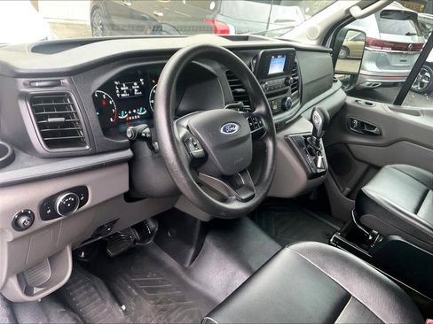 Used 2022 Ford Transit 350 DRW image 8