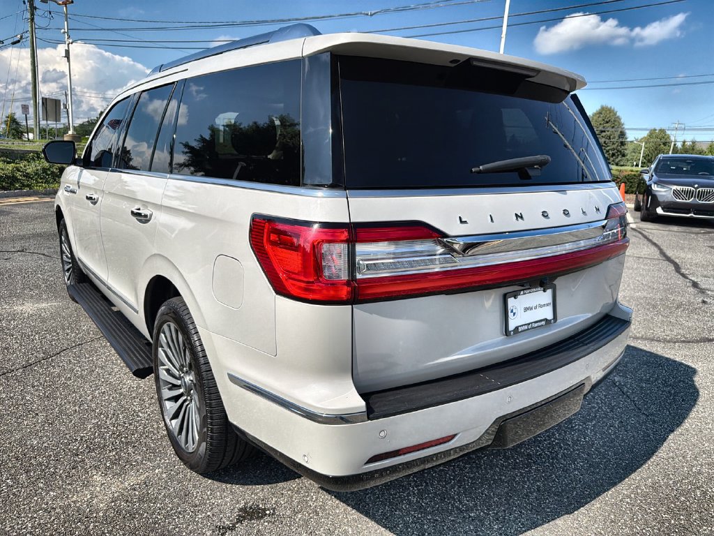Used 2019 Lincoln Navigator Reserve AWD/4WD image 12