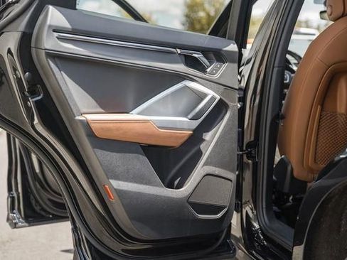 Used 2021 Audi Q3 2.0T Premium Plus w/ Premium Plus Package image 40