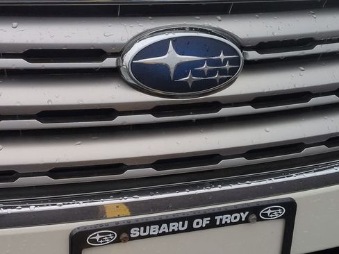 Used 2017 Subaru Outback 2.5i image 12