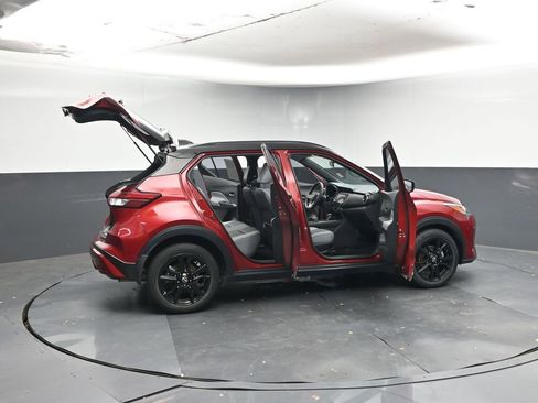 Used 2023 Nissan Kicks SR w/ SR Premium Package image 50